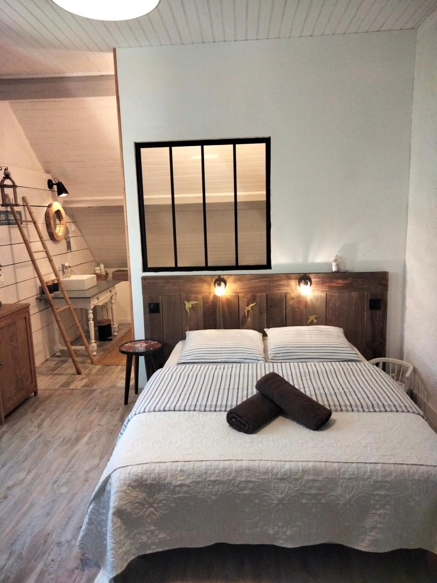 Chambre Telma 2 Pers Avec Piscine "Mon Lit Au Pre" Couples Ou Femmes Seulement Pontours Exterior foto